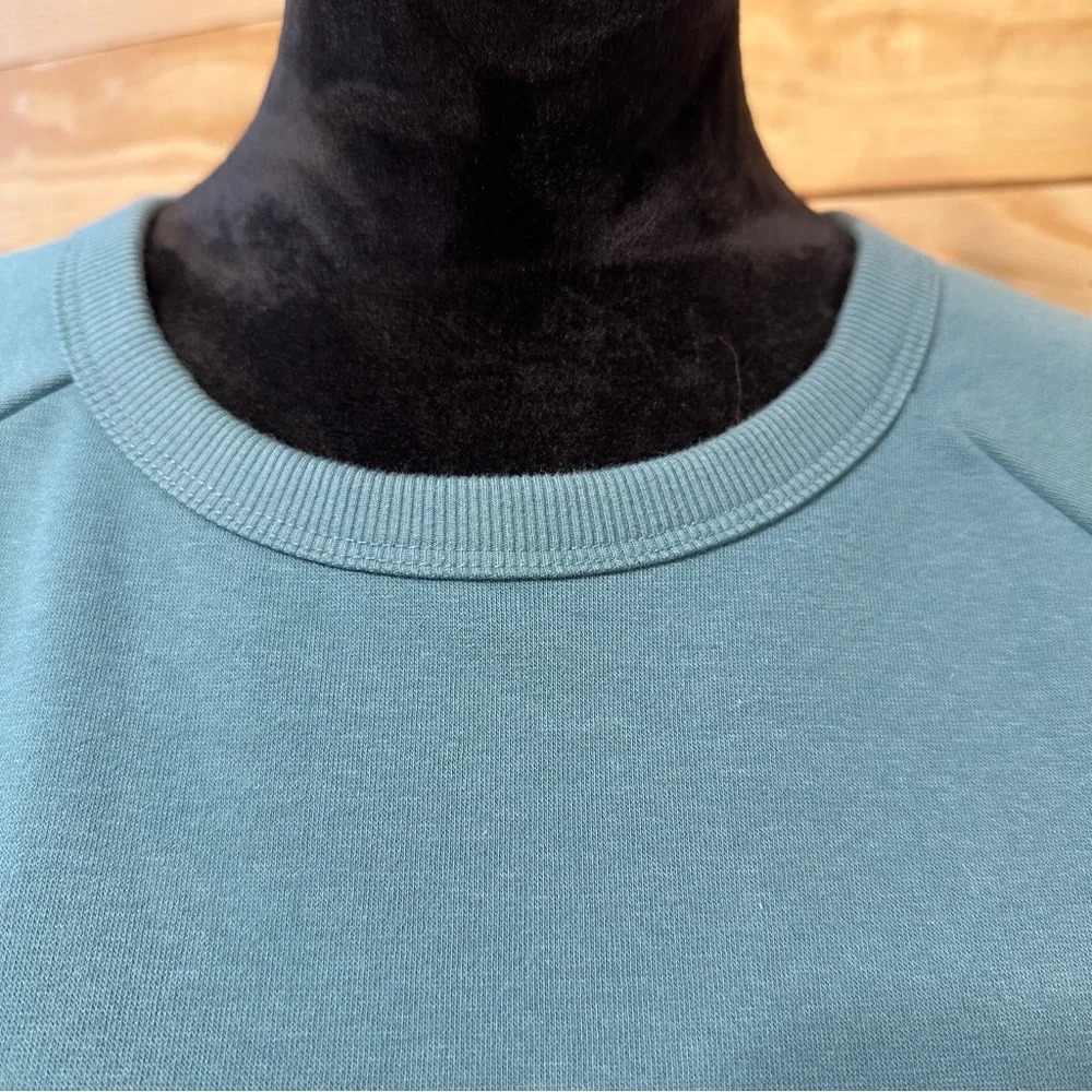 NWT Under Armour Loose Short Sleeve Sweatshirt Bresthable Back Large Turqoise - Picture 4 of 6